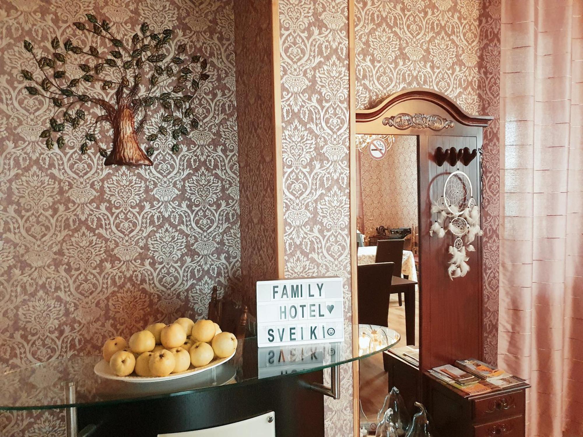 Family Hotel Daugavpils Eksteriør billede