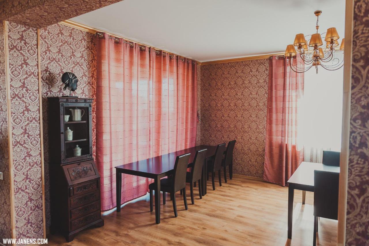 Family Hotel Daugavpils Eksteriør billede